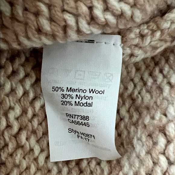 NWOT Cozy Tan Turtleneck Merino Wool Sweater Vest - Picture 6 of 7
